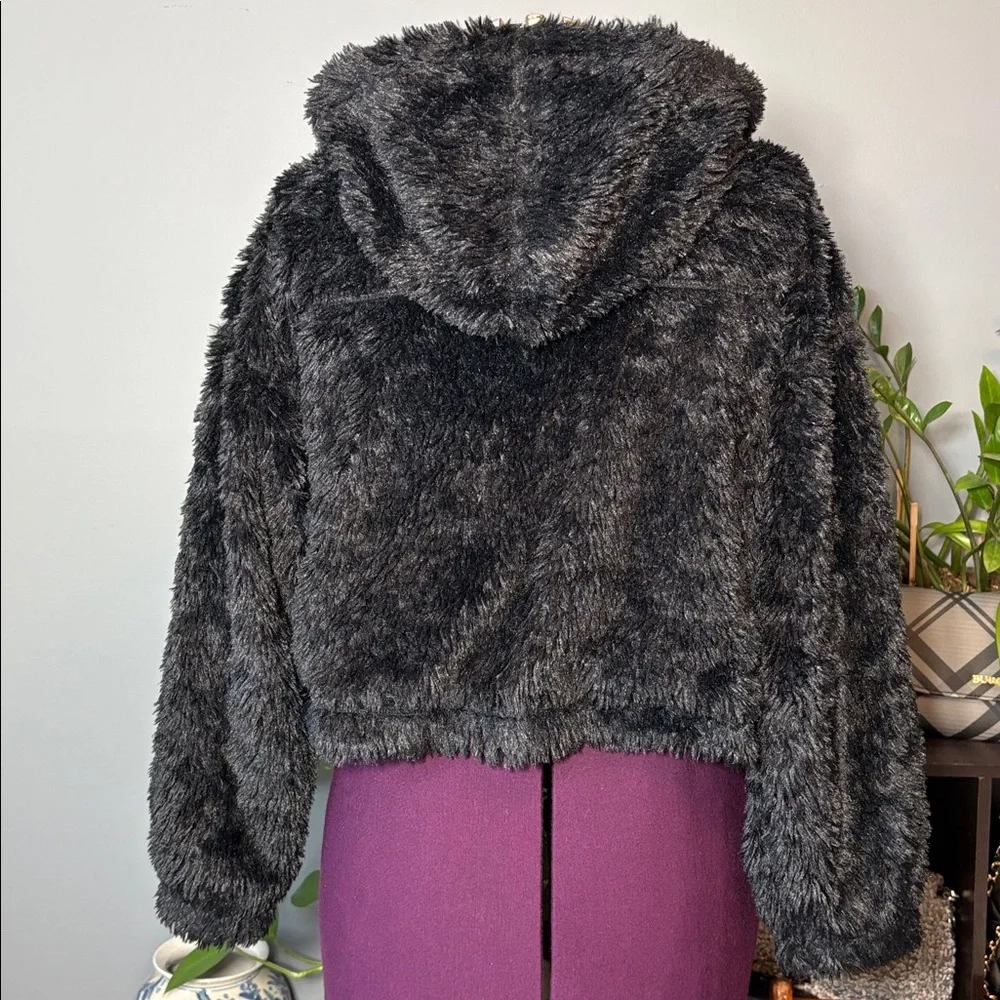 BDG Urban Outfitters Zip-Up Cropped Fuzzy Jacket - Picture 2 of 8